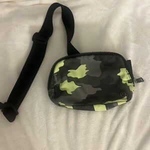 lulu belt bag